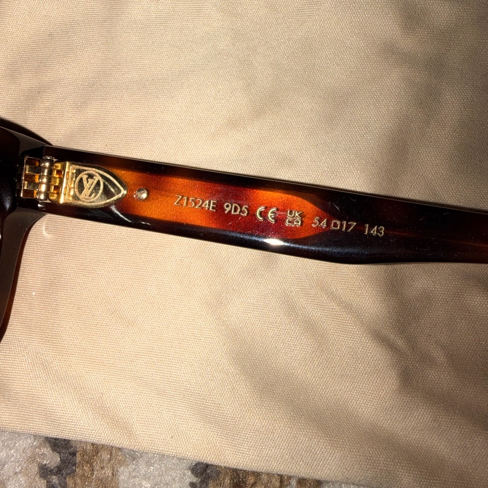 Louis Vuitton Brown Sunglasses with Gold Accents - Picture 5 of 5